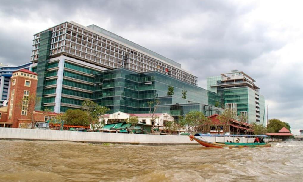 Multi-Specialty Hospitals in Singapore